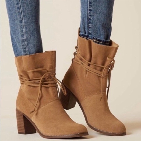 Toms The Mila Tan Suede Leather Heeled Ankle Lace tie Booties Size‎ 10 - Picture 1 of 7